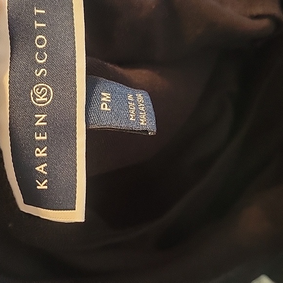 Karen Scott Snowflake Top - Picture 4 of 5